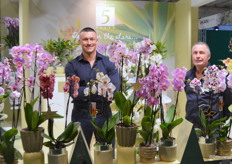 Jeroen van der Wel en Arend Noordam van Star Quality 5, het kwaliteitsmerkt van Piet Vijverberg.